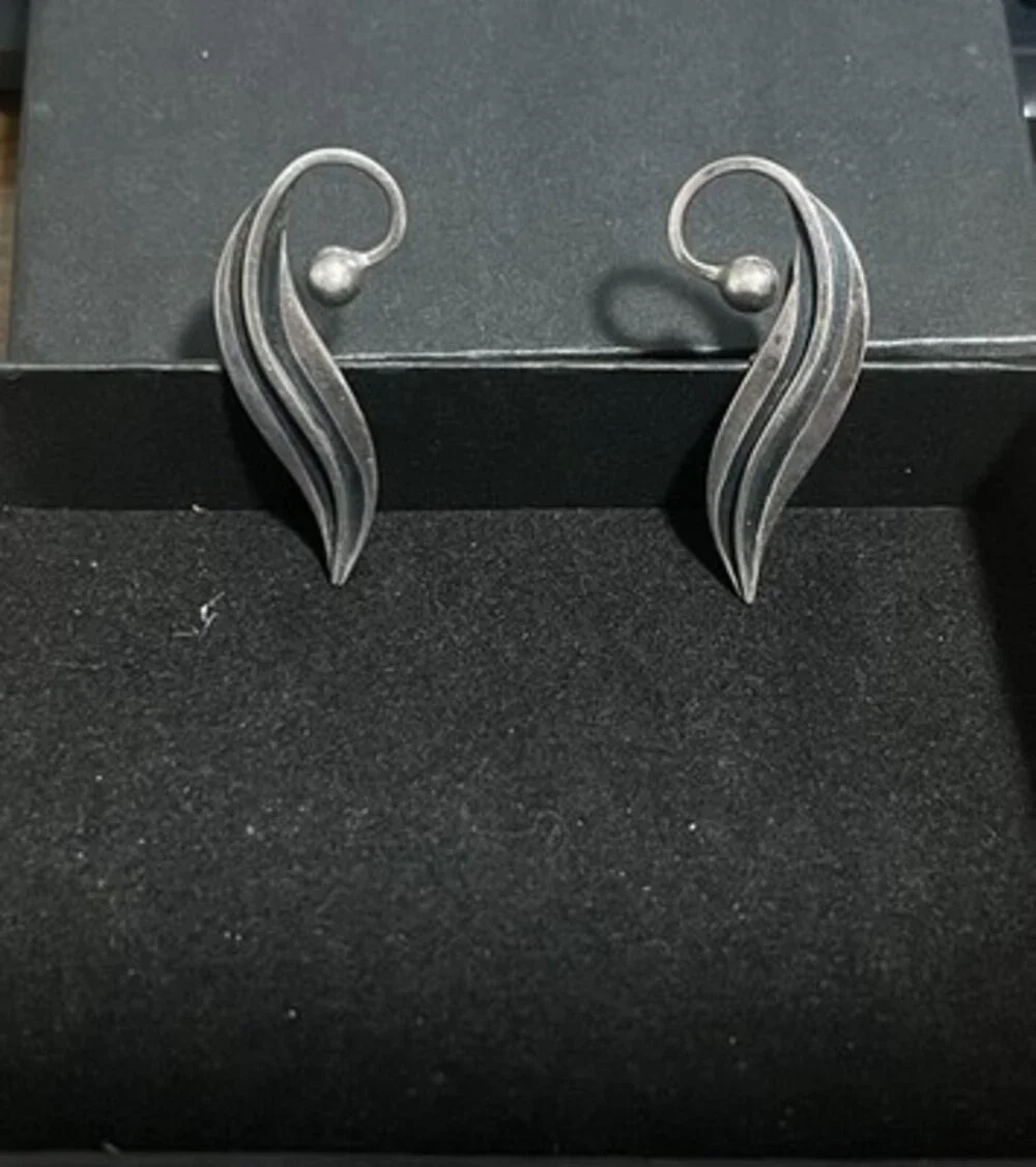 VTG Sterling Silver 925 Taxco Delfino Art Nouveau Climber Screw Back Earrings